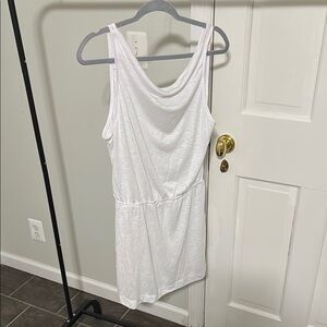 White Sleeveless sun Dress